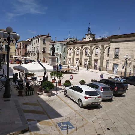 Bed And Breakfast In Piazza Orazio Venosa Kültér fotó