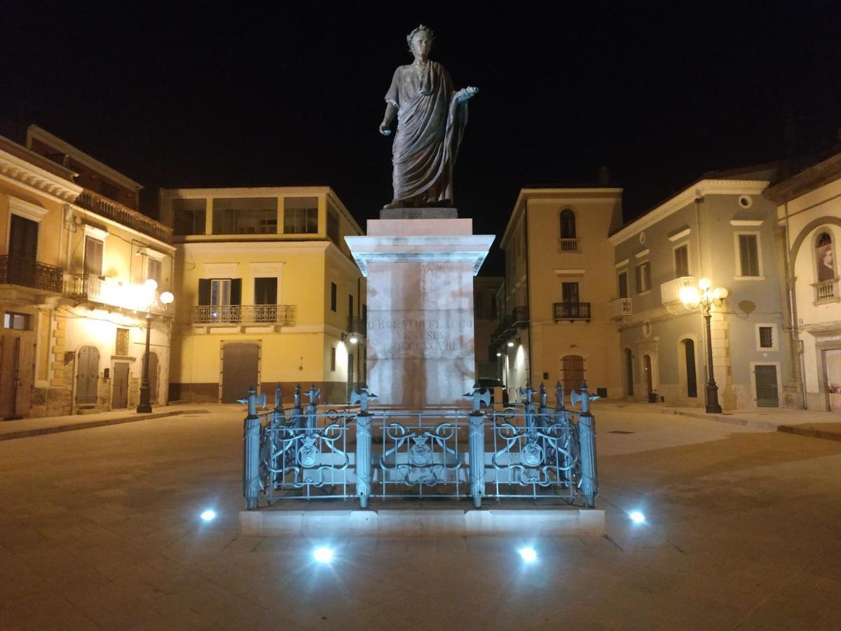Bed And Breakfast In Piazza Orazio Venosa Kültér fotó