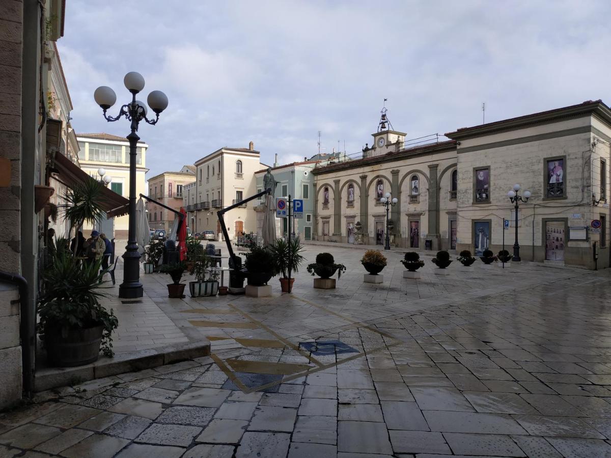 Bed And Breakfast In Piazza Orazio Venosa Kültér fotó